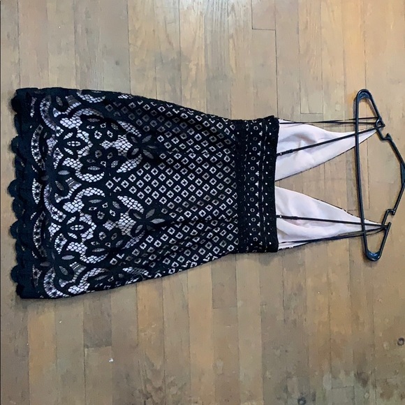 Black lace Stylestalker mini dress - Picture 5 of 5